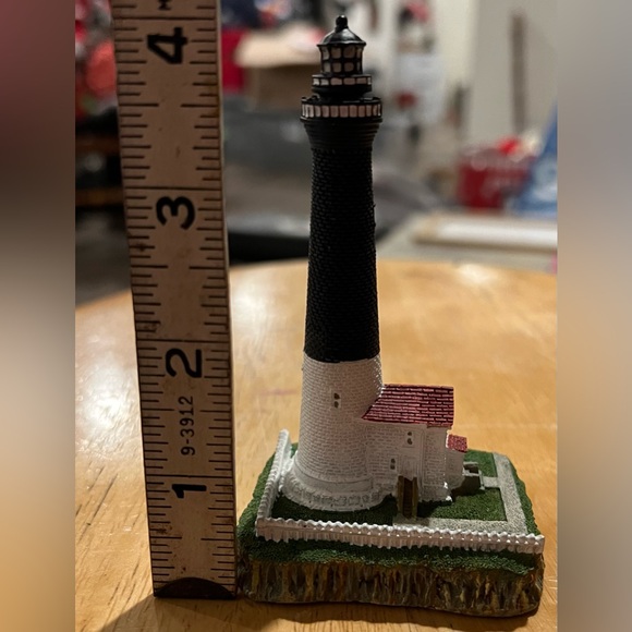 New in Box Scaasis Originals Pensacola, FL Lighthouse Resin Figurine - Picture 6 of 8